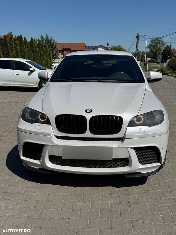 Culoarealb Utilizat 2011 BMW X6 M Performance SUV | 12.590 EUR (Preț bun) - Imagine 1/4