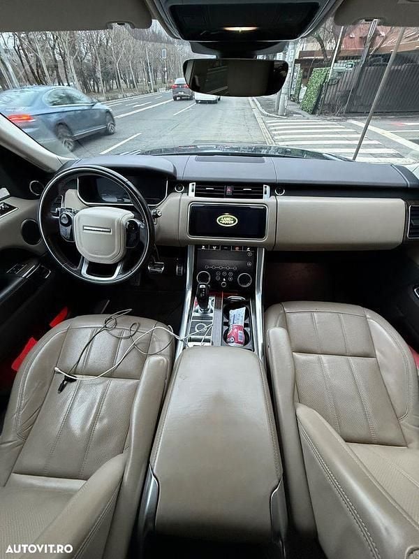Second-hand Land Rover Range Rover Sport 258 CP (189 kW) 2018 Culoareverde SUV
