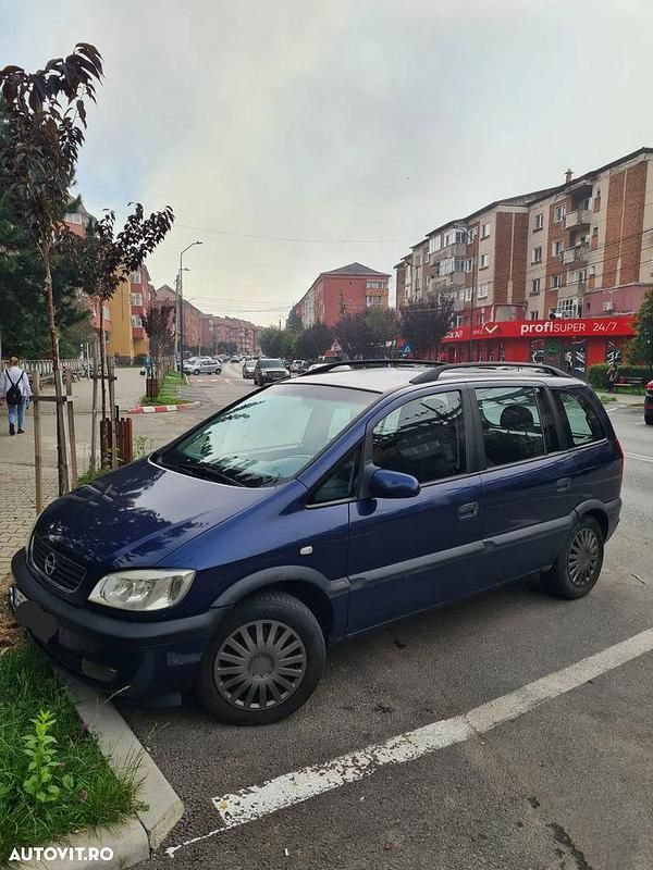 Culoarealbastru Utilizat 2002 Opel Zafira Elegance Monovolum | 1.800 EUR - Imagine 1/4