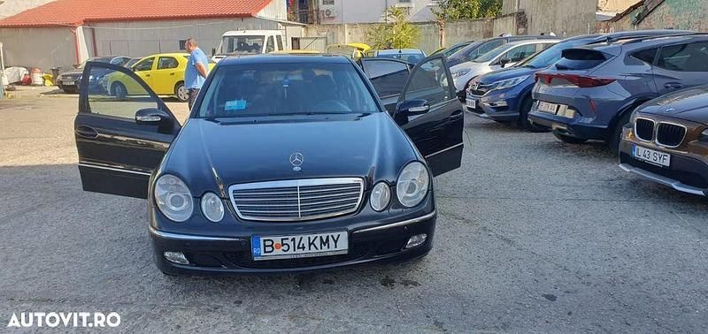 Culoarenegru Utilizat 2004 Mercedes E220 Avantgarde Berlinǎ | 3.650 EUR (Super Preț) - Imagine 1/4