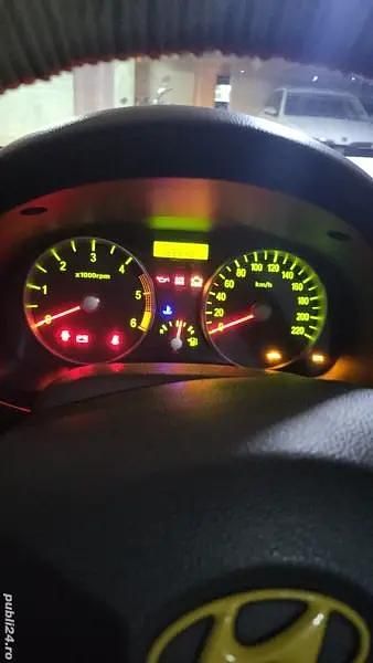 Second-hand Hyundai Accent 81 CP (59 kW) 2008 Berlinǎ