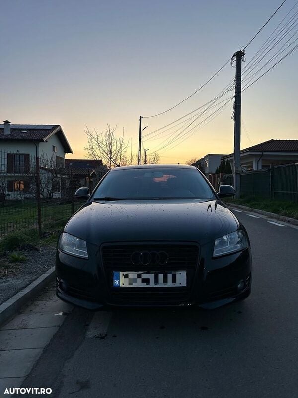 Negru Utilizat 2009 Audi A3 Sportback Attraction Hatchback | 5.200 EUR - Imagine 1/4