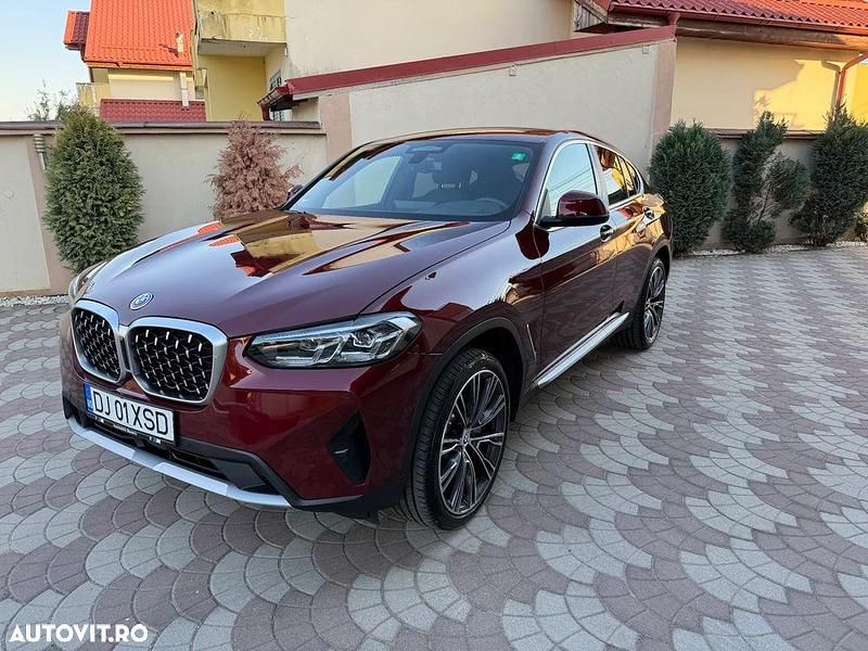 Culoarerosu Second-hand 2024 BMW X4 Sport Line SUV | 53.240 EUR (Preț OK) - Imagine 1/4