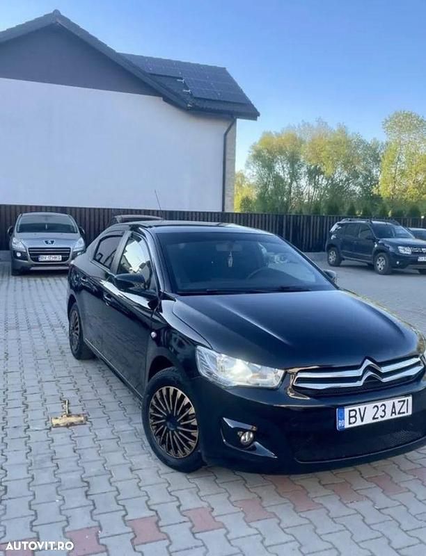 Negru Utilizat 2015 Citroën C-Elysee I PureTech Berlinǎ | 4.700 EUR (Scump) - Imagine 1/4