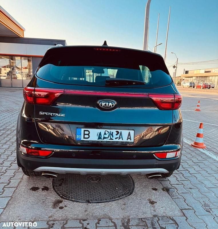 Second-hand Kia Sportage Style 177 CP (130 kW) 2018 Culoarenegru SUV
