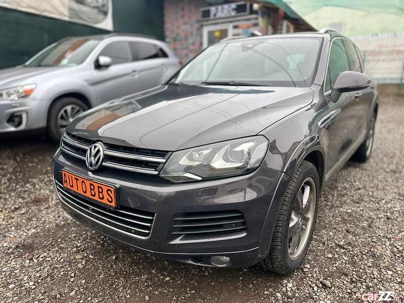 Gri Utilizat 2012 VW Touareg SUV | 10.499 EUR - Imagine 1/4