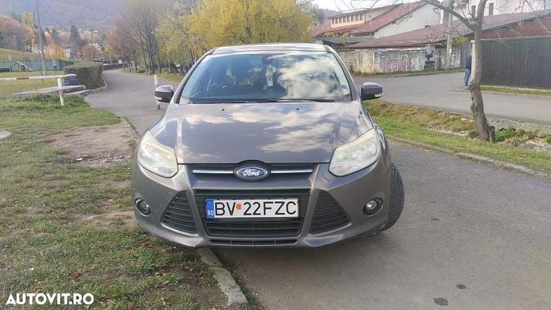Culoaremaro Utilizat 2011 Ford Focus | 5.499 EUR (Preț OK) - Imagine 1/4