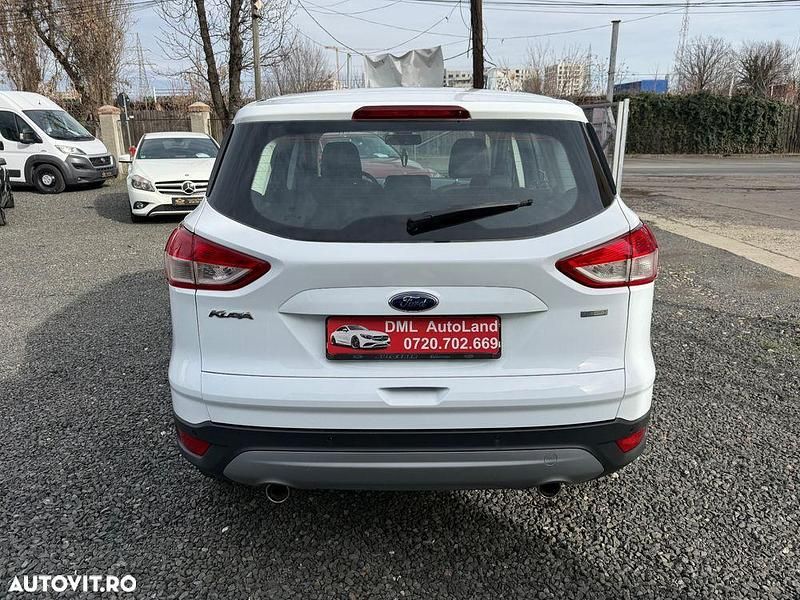 Second-hand Ford Kuga Trend 150 CP (110 kW) 2015 Culoarealb SUV