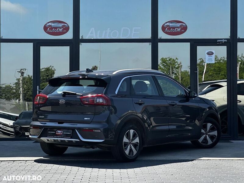 Second-hand Kia Niro 104 CP (76 kW) 2017 Gri SUV