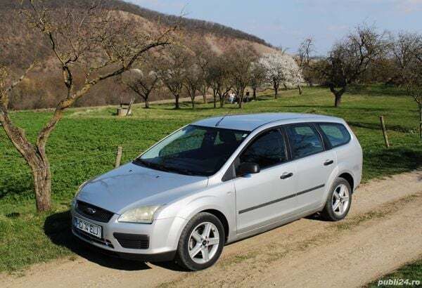 Argintiu Utilizat 2005 Ford Focus Trend Break | 1.799 EUR (Preț OK) - Imagine 1/4