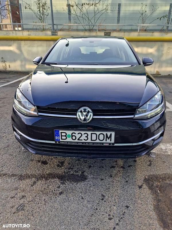 Culoarenegru Utilizat 2019 VW Golf VII Hatchback | 16.700 EUR (Preț OK) - Imagine 1/4