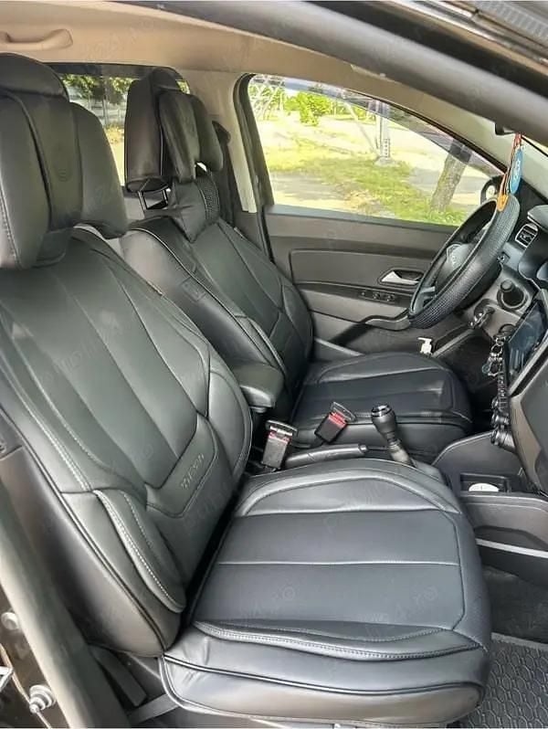 Second-hand Dacia Duster 100 CP (73 kW) 2024 Negru SUV