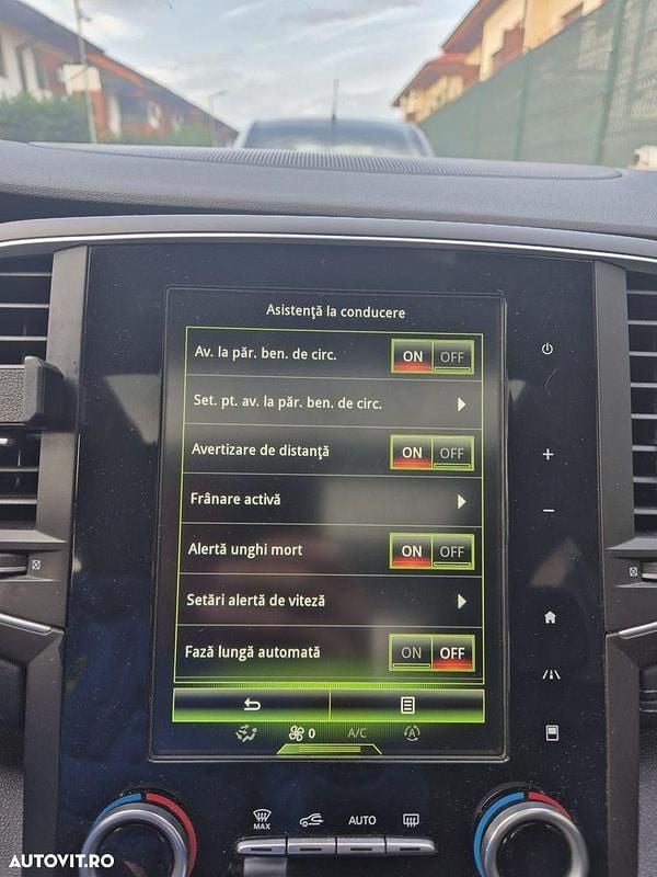 Second-hand Renault Talisman Initiale Paris 160 CP (117 kW) 2017 Culoarenegru Berlinǎ