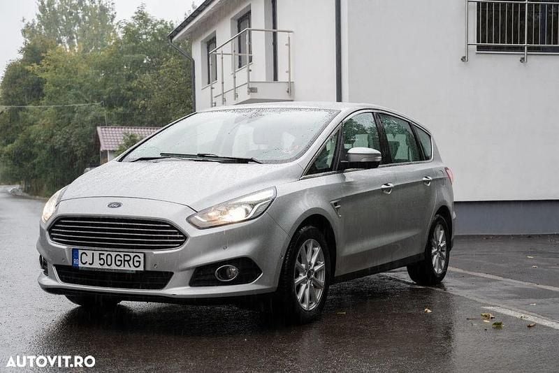 Culoaregri Utilizat 2017 Ford S-MAX Titanium Monovolum | 8.300 EUR - Imagine 1/4