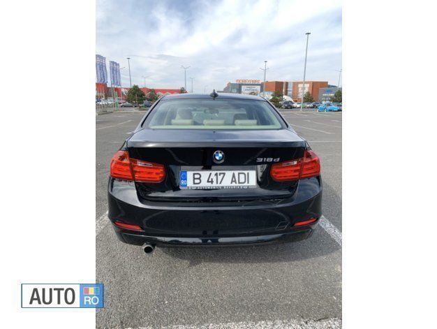 Second-hand BMW 318 Comfort Edition 143 CP (105 kW) 2013 Negru Berlinǎ