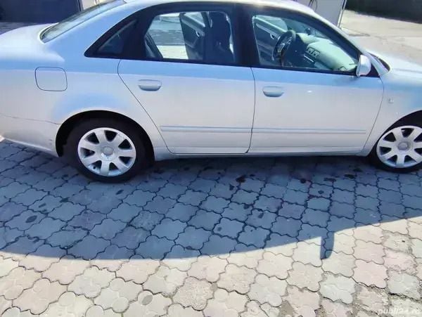 Gri Utilizat 2007 Audi A4 Berlinǎ | 3.500 EUR (Preț OK) - Imagine 1/4