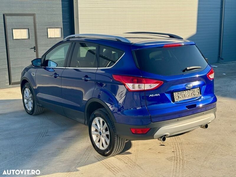 Second-hand Ford Kuga Trend 120 CP (88 kW) 2016 Albastru SUV