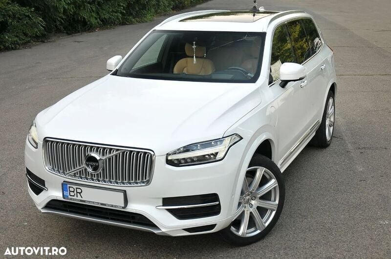 Alb Utilizat 2017 Volvo XC90 Inscription SUV | 31.000 EUR (Preț OK) - Imagine 1/4