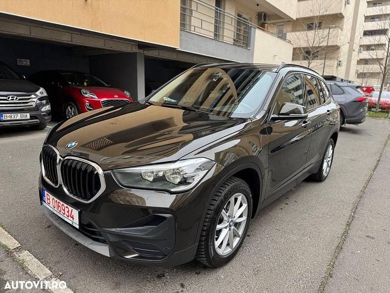 Culoareverde Utilizat 2020 BMW X1 SUV | 16.900 EUR (Preț bun) - Imagine 1/4