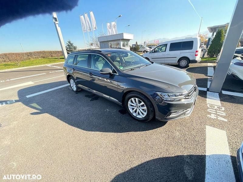 Culoaregri Utilizat 2020 VW Passat Break | 18.000 EUR (Preț OK) - Imagine 1/4