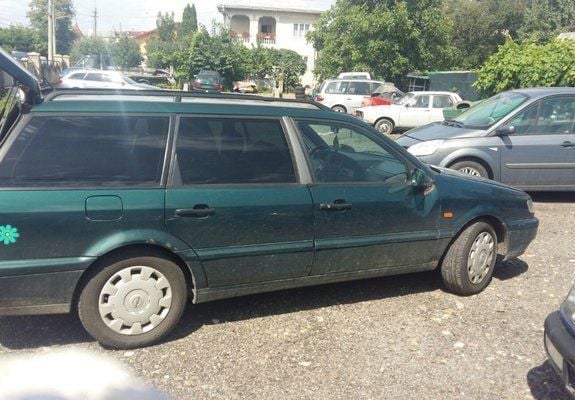 Verde Utilizat 1996 VW Passat Break | 800 EUR - Imagine 1/4