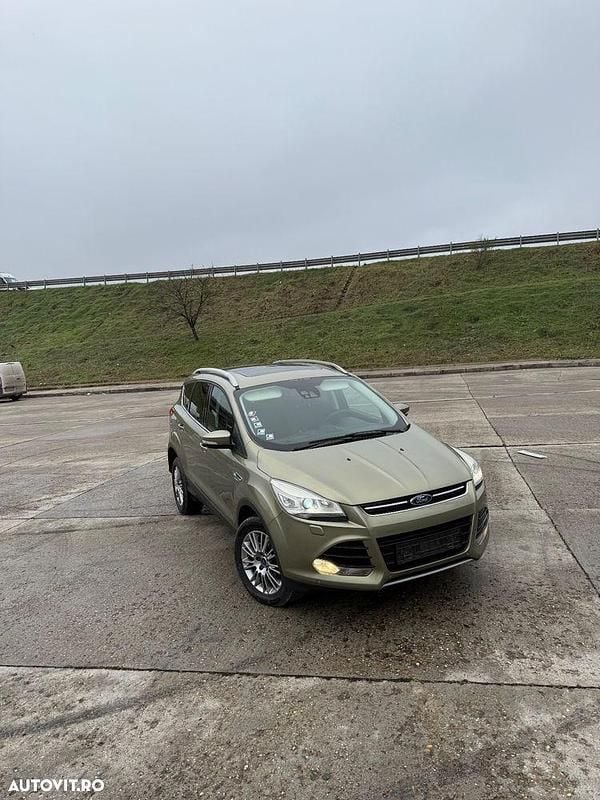 Culoarealte culori Utilizat 2013 Ford Kuga Titanium SUV | 7.650 EUR (Preț bun) - Imagine 1/4