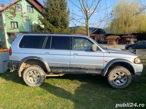Second-hand Mitsubishi Pajero 85 CP (62 kW) 2003 SUV