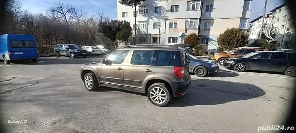 Second-hand Skoda Yeti Adventure 110 CP (80 kW) 2011 Maro SUV
