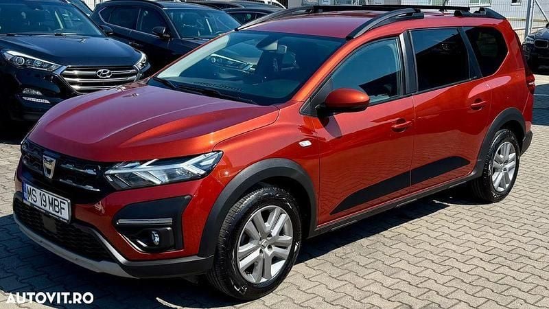 Maro Utilizat 2022 Dacia Jogger Comfort Monovolum | 13.999 EUR (Preț OK) - Imagine 1/4