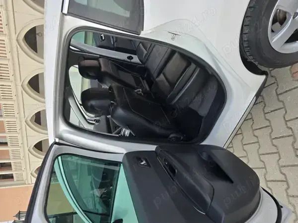 Utilizat 2014 Peugeot 3008 Berlinǎ | 7.500 EUR (Puțin scump) - Imagine 1/4