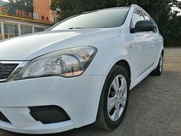 Second-hand Kia Ceed 90 CP (66 kW) 2010 Alb Hatchback