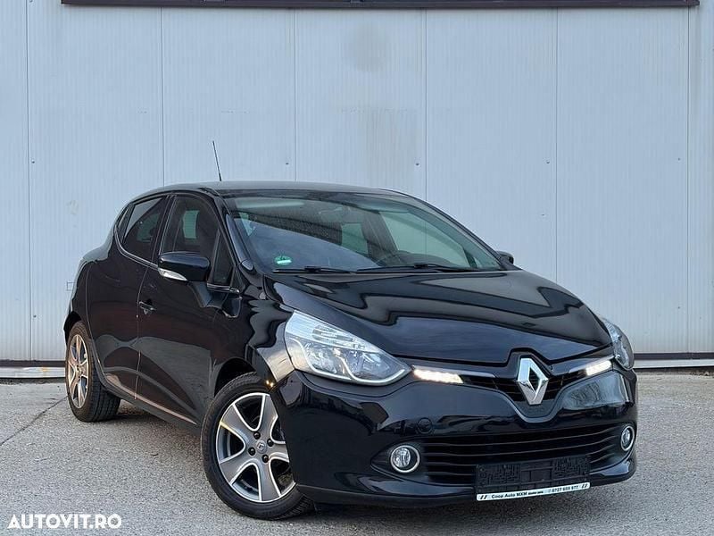 Culoarenegru Utilizat 2014 Renault Clio IV Luxe | 4.990 EUR (Preț OK) - Imagine 1/4