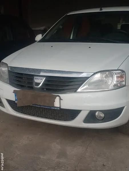 Second-hand Dacia Logan 75 CP (55 kW) 2012 Berlinǎ