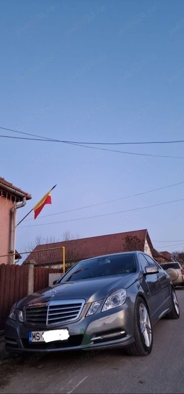 Second-hand Mercedes 220 170 CP (125 kW) 2011 Berlinǎ