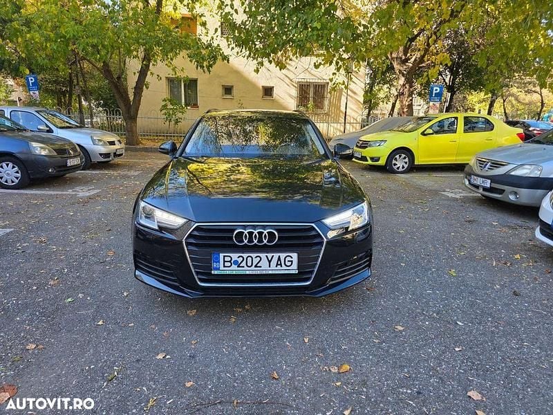Culoarenegru Utilizat 2017 Audi A4 Comfort Break | 10.800 EUR (Preț bun) - Imagine 1/4