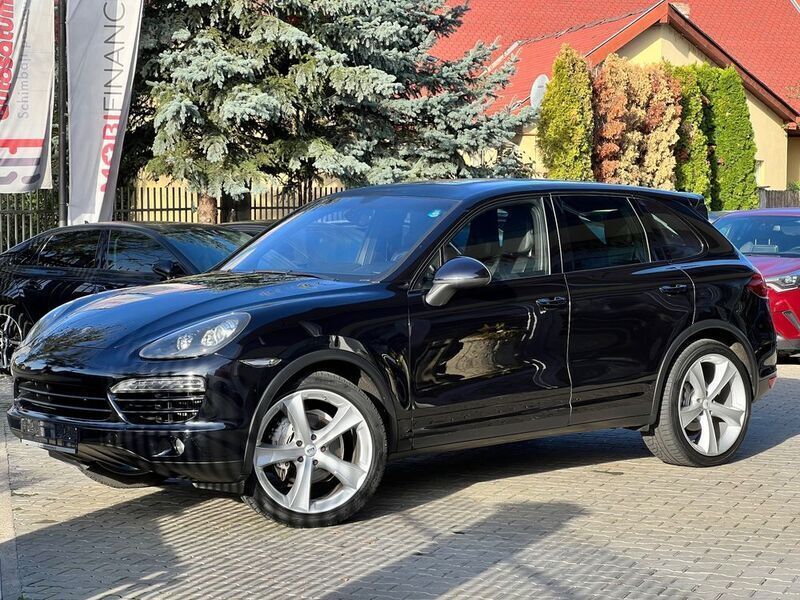 Negru Utilizat 2012 Porsche Cayenne SUV | 17.700 EUR - Imagine 1/4