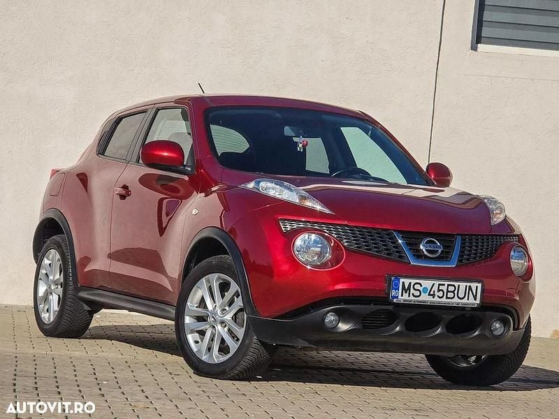 Second-hand Nissan Juke Tekna 110 CP (80 kW) 2011 Culoarerosu SUV