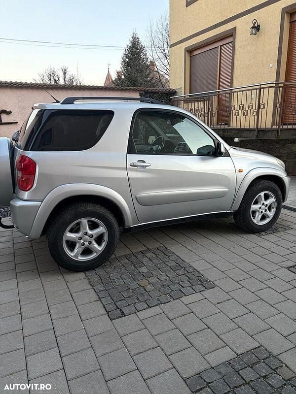 Culoaregri Second-hand 2002 Toyota RAV4 SUV | 4.500 EUR (Preț OK) - Imagine 1/4