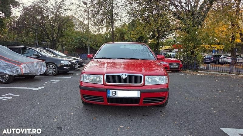 Culoarerosu Utilizat 2008 Skoda Octavia Ambiente Berlinǎ | 2.500 EUR (Preț bun) - Imagine 1/4