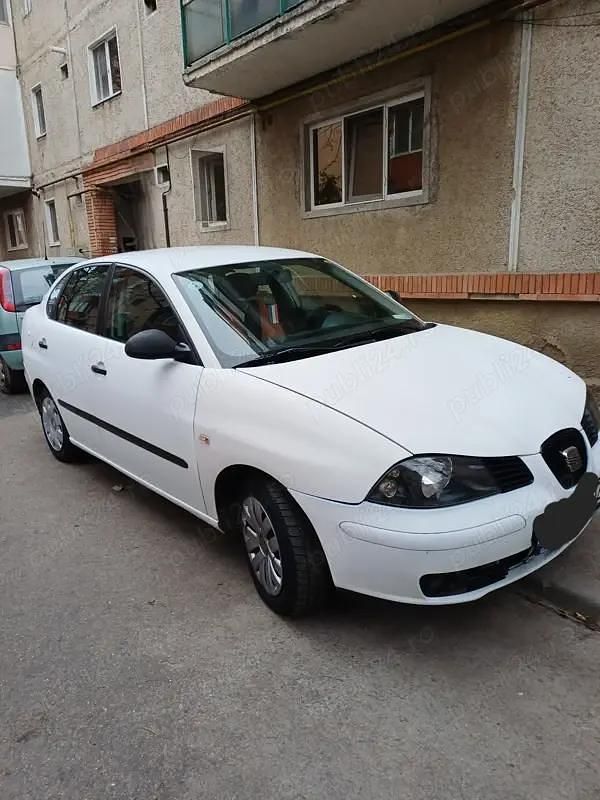 Utilizat 2004 Seat Cordoba Berlinǎ | 1.100 EUR - Imagine 1/4