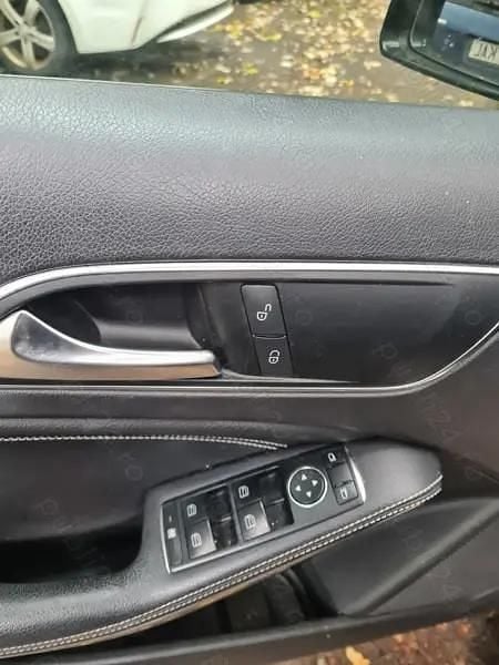 Utilizat 2013 Mercedes A180 Berlinǎ | 7.850 EUR (Super Preț) - Imagine 1/4