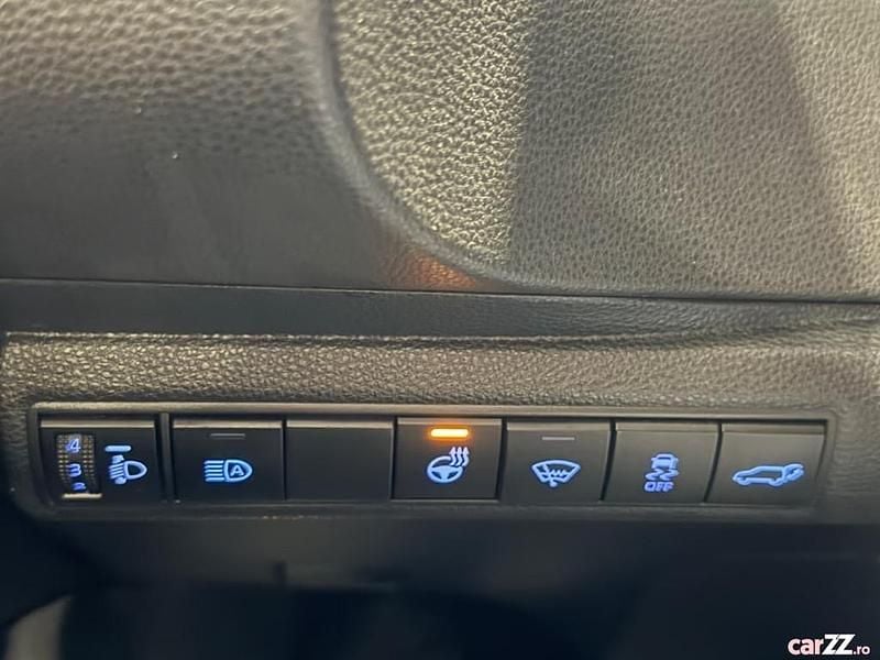 Second-hand Toyota Corolla Hybrid 122 CP (89 kW) 2023 Negru Break