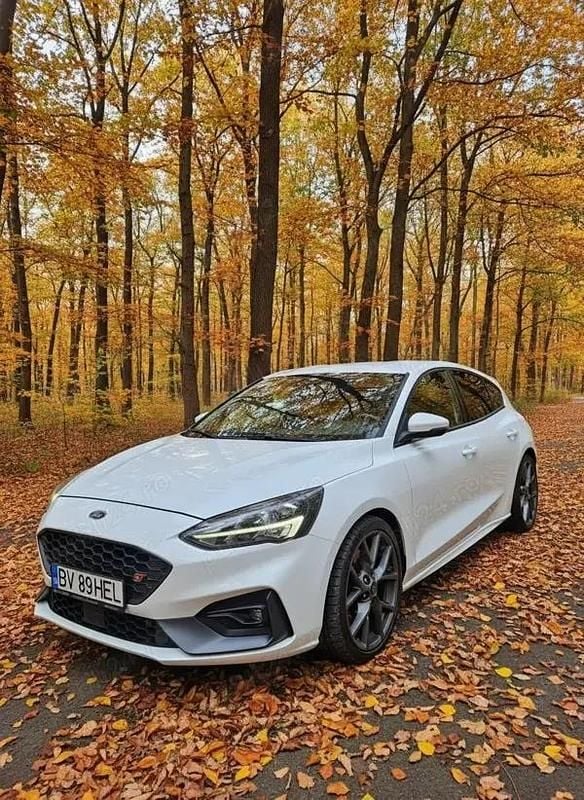 Utilizat 2020 Ford Focus ST Hatchback | 21.100 EUR - Imagine 1/4