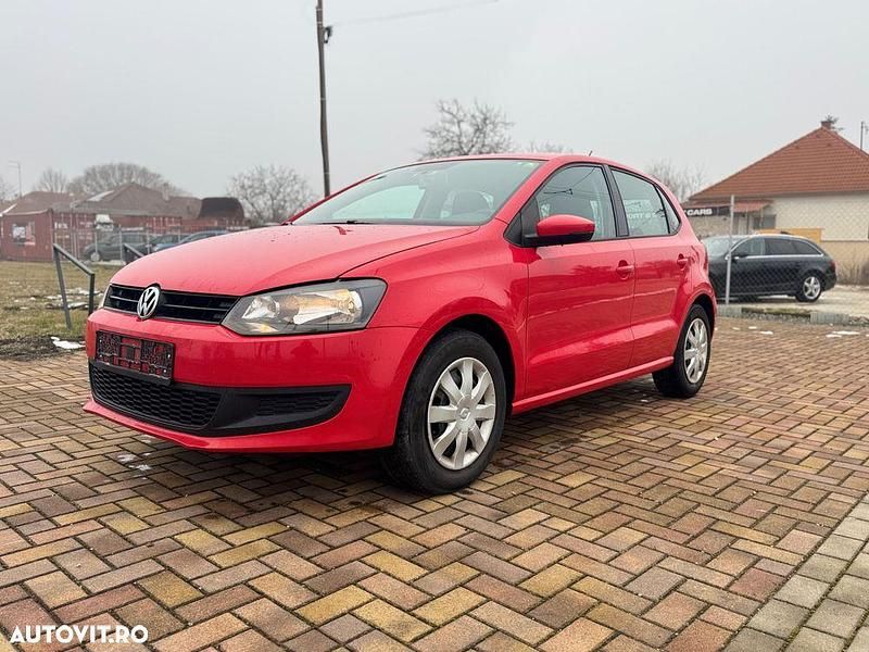 Second-hand VW Polo 70 CP (51 kW) 2010 Culoarerosu Hatchback