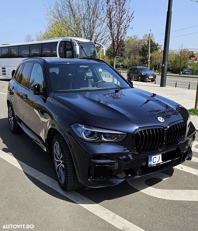 Negru Utilizat 2022 BMW X5 Shadowline SUV | 53.700 EUR (Super Preț) - Imagine 1/4