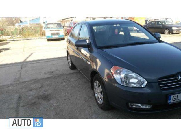 Second-hand Hyundai Accent 95 CP (69 kW) 2008 Gri Berlinǎ