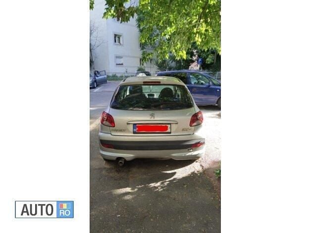 Second-hand Peugeot 206 2012 Berlinǎ