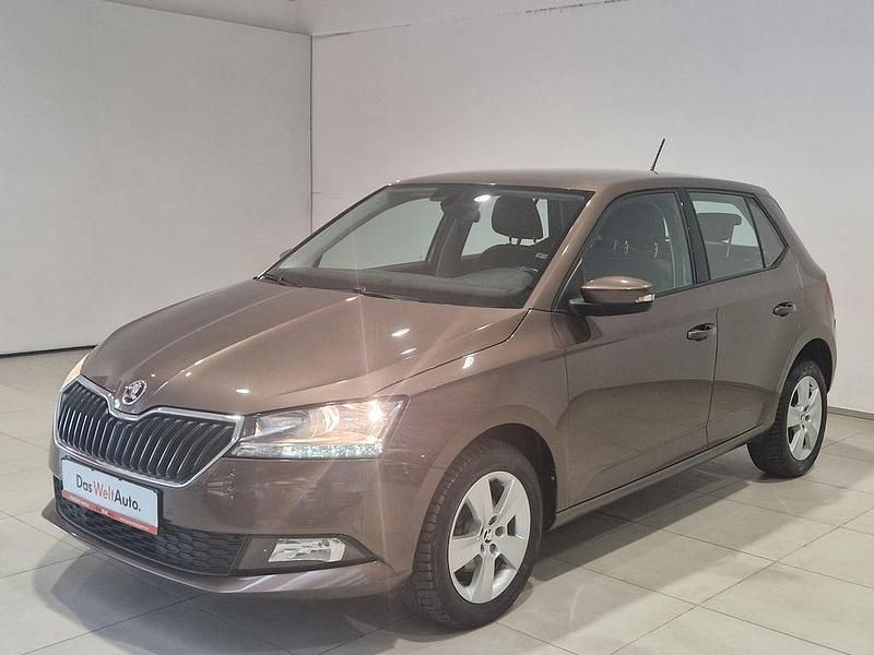 Maro mediu normal Second-hand 2020 Skoda Fabia Ambition Hatchback | 11.300 EUR (Puțin scump) - Imagine 1/4