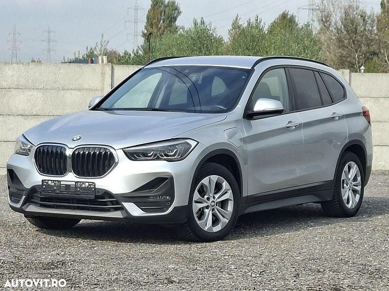 Culoaregri Utilizat 2021 BMW X1 Advantage SUV | 19.450 EUR (Super Preț) - Imagine 1/4
