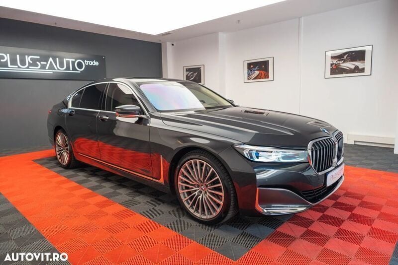 Gri Utilizat 2019 BMW 750 Berlinǎ | 57.450 EUR - Imagine 1/4
